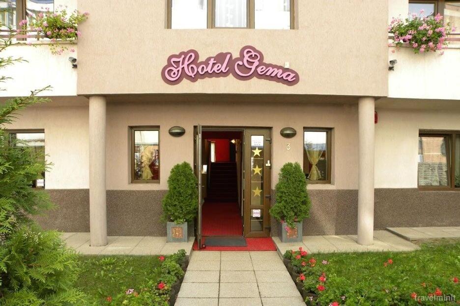 Hotel Gema Braşov Exterior foto